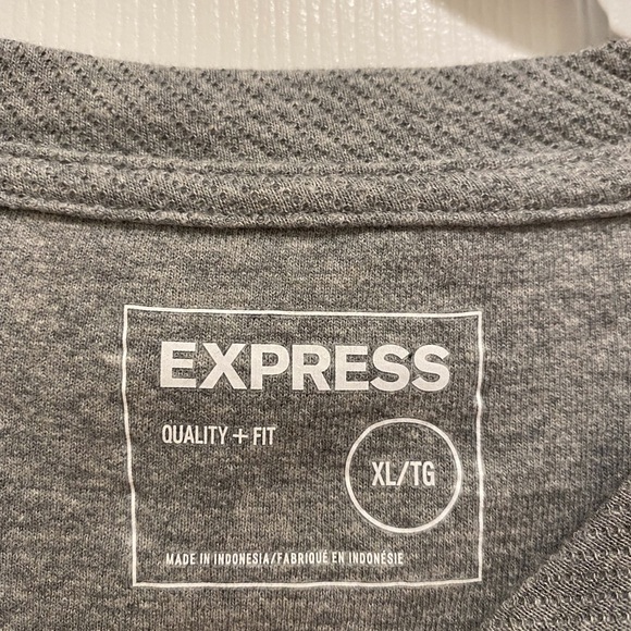 Express Sweater - Picture 5 of 5